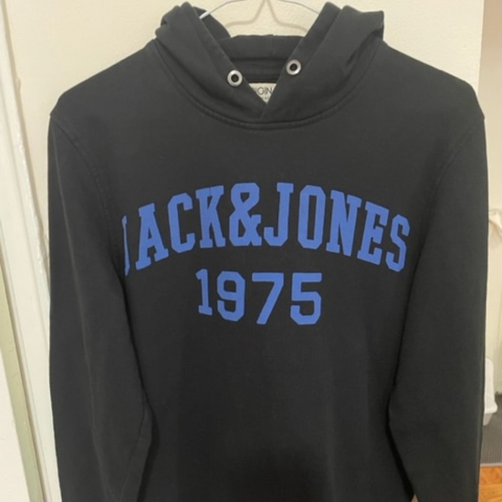 Jack and Jones sweater